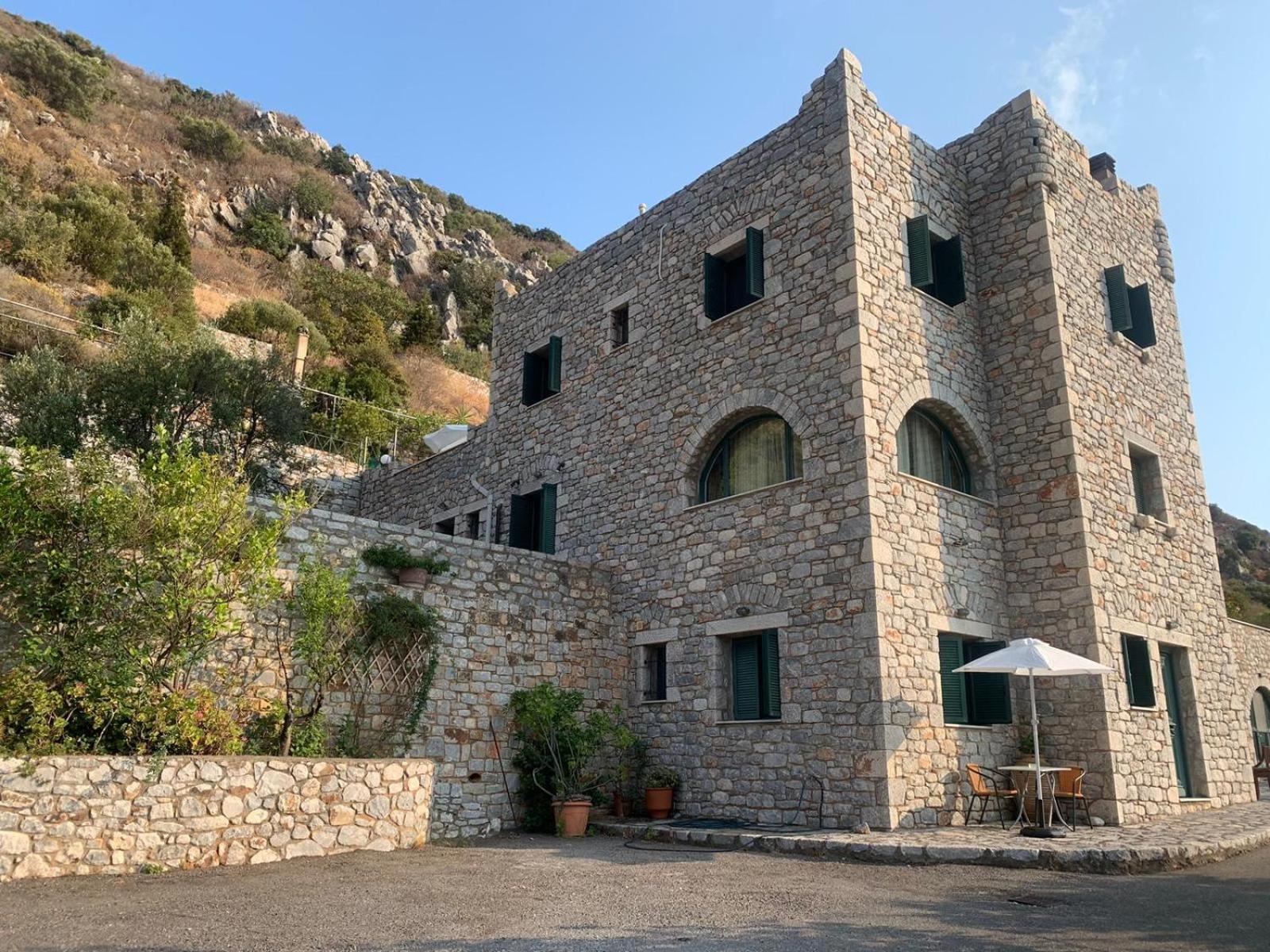 Aparthotel Vatoulia House à Néon Oítilon Extérieur photo