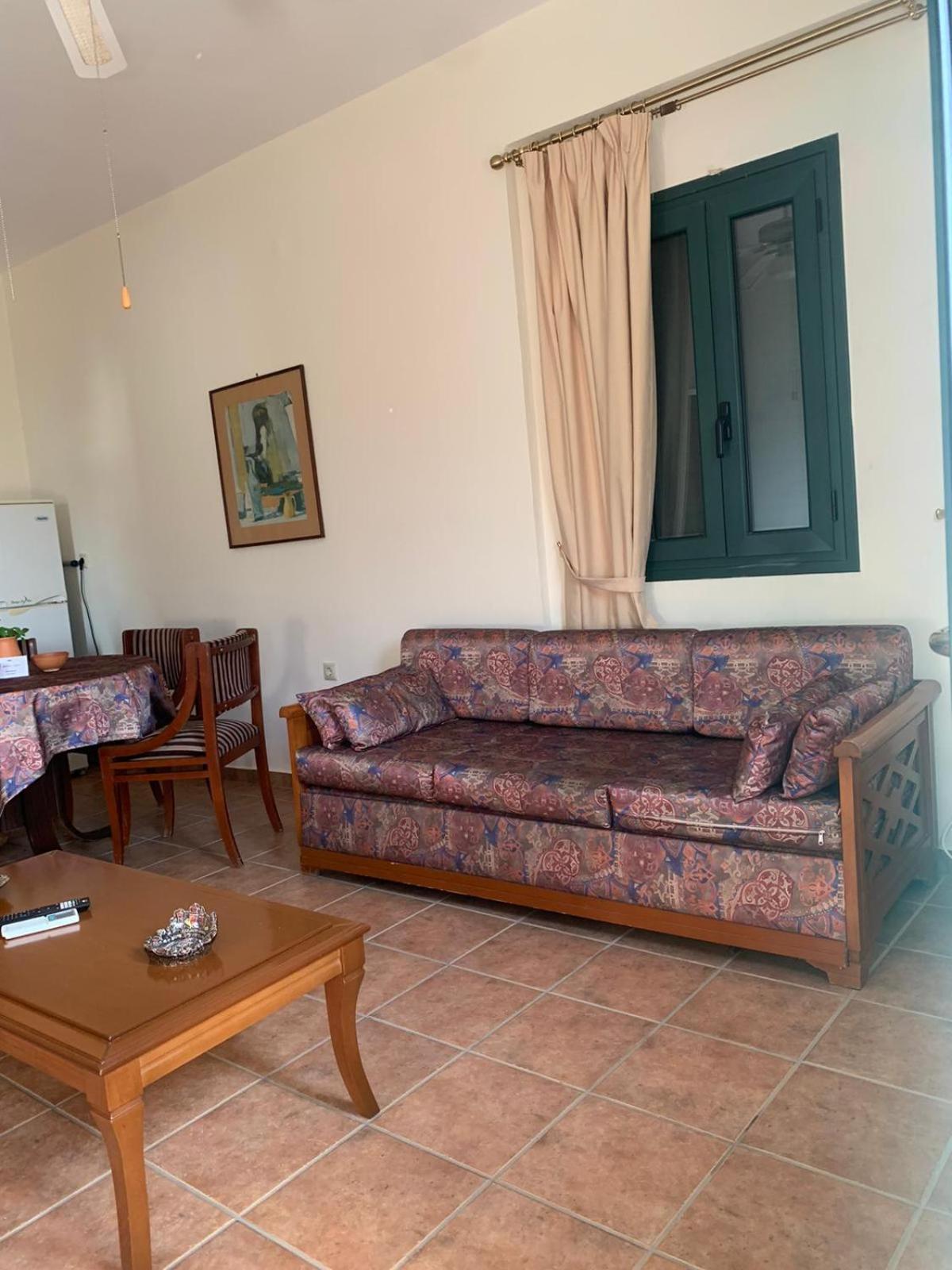 Aparthotel Vatoulia House à Néon Oítilon Extérieur photo