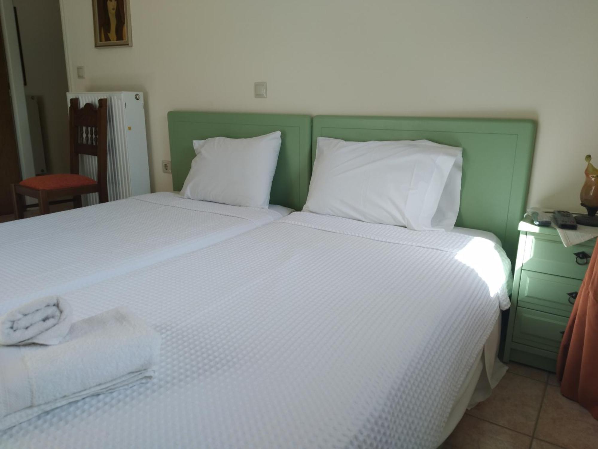 Aparthotel Vatoulia House à Néon Oítilon Extérieur photo